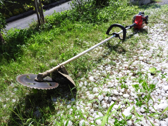 背負い式 草刈り機·刈払機 使いませんか